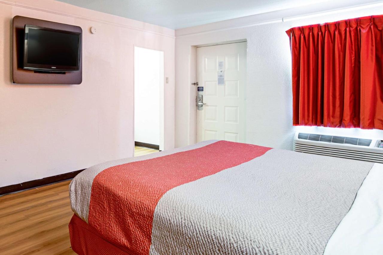 Motel 6 Texas City Eksteriør billede