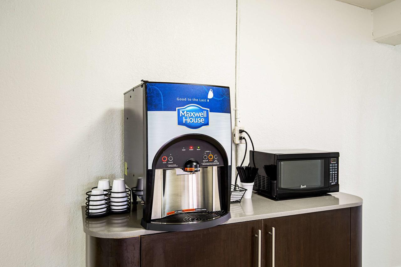 Motel 6 Texas City Eksteriør billede