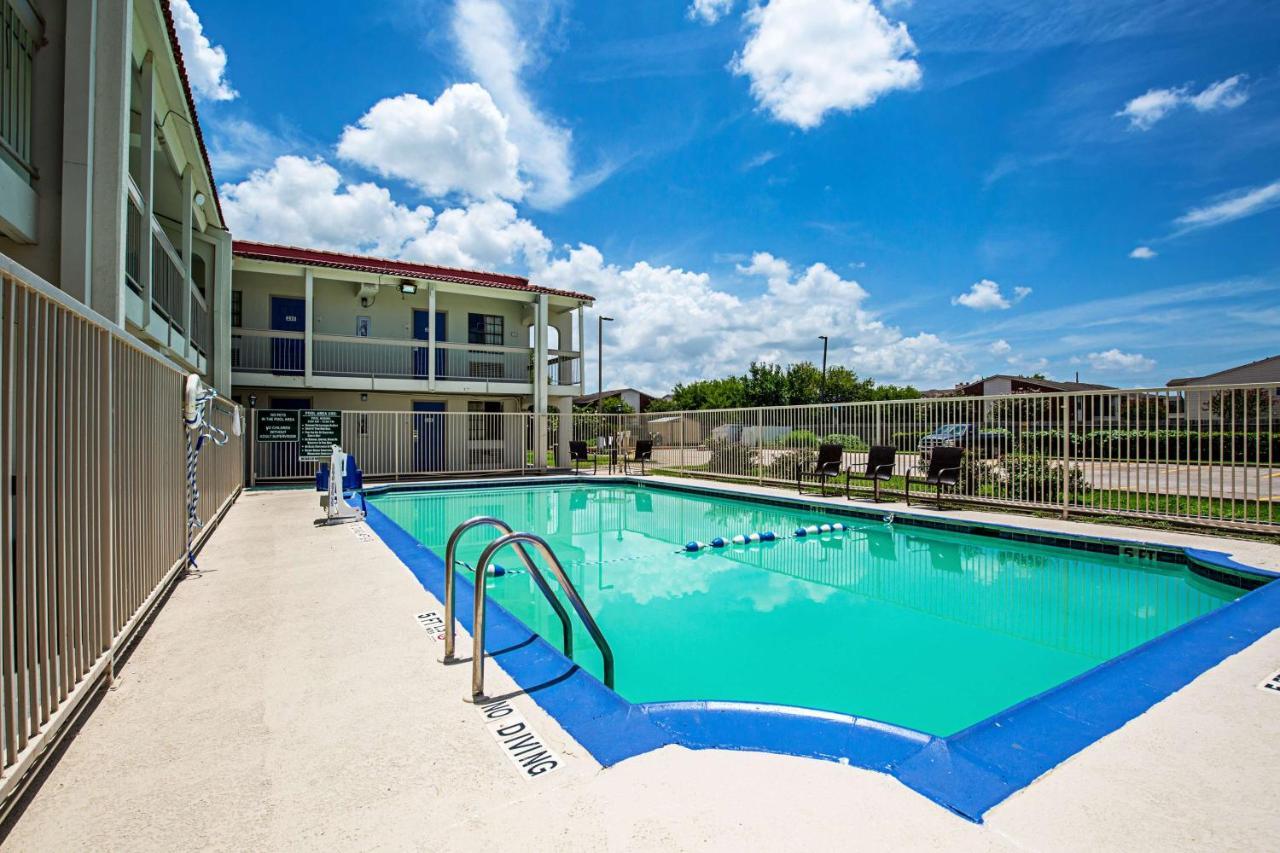 Motel 6 Texas City Eksteriør billede